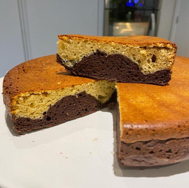 BOLO DE COCO E CHOCOLATE